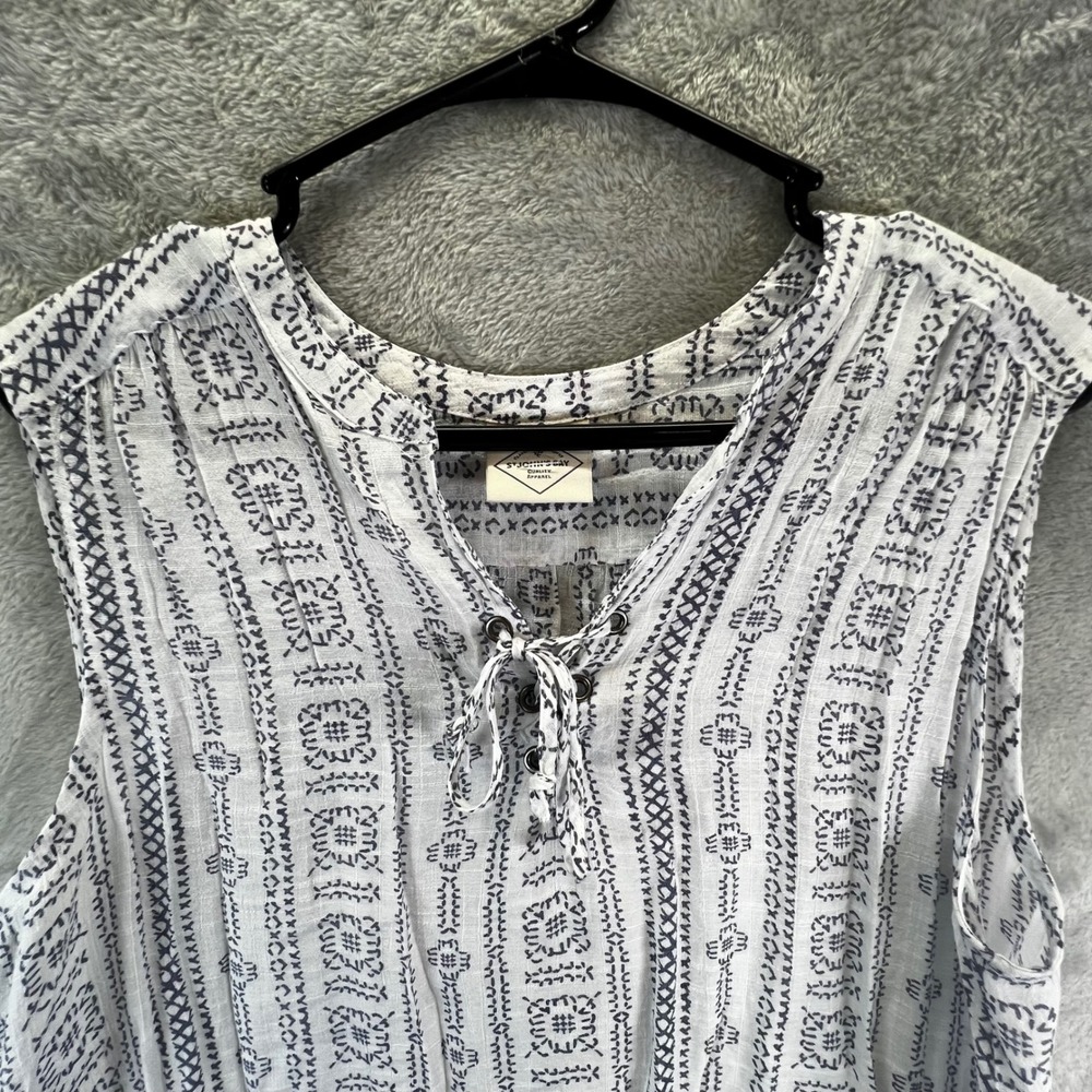 St Johns‎ Bay Womens L Sleeveless Boho Blouse White Navy Blue Peasant Boho Airy